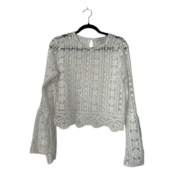 Forever 21 Cropped Top Size M Crochet Lace Overlay Off White Bell Sleeve Frayed - Picture 5 of 11